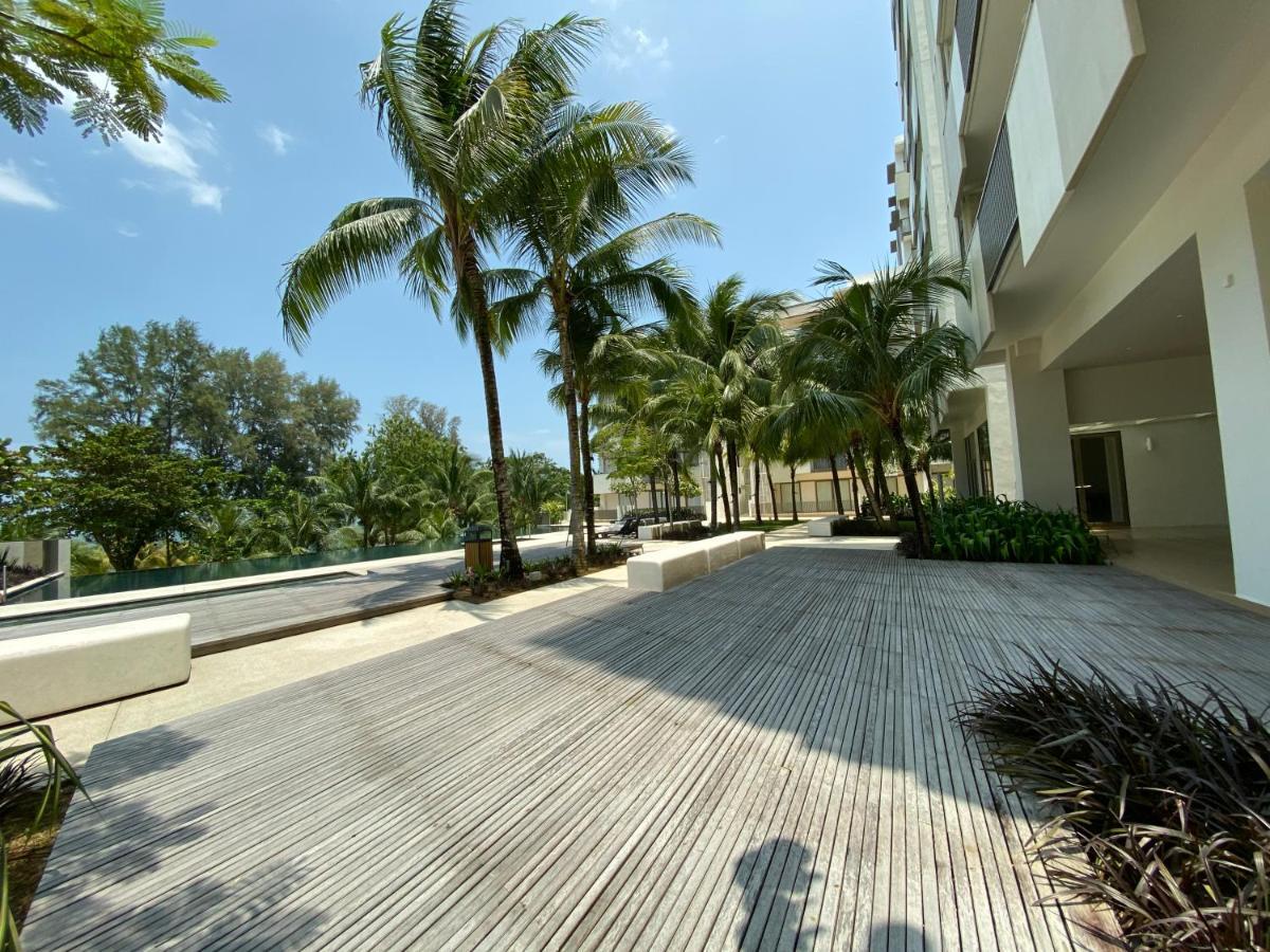 By The Sea @ Luxury Suites, Batu Ferringhi Extérieur photo