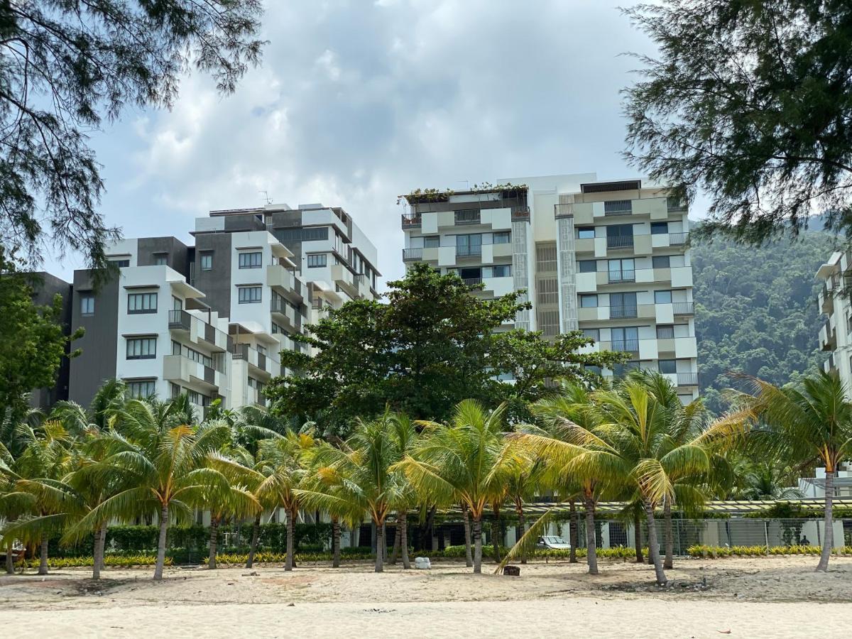 By The Sea @ Luxury Suites, Batu Ferringhi Extérieur photo